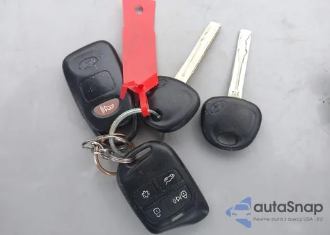 2009 Hyundai Elantra Touring из США, поврежденный, VIN KMHDC86E79U036974